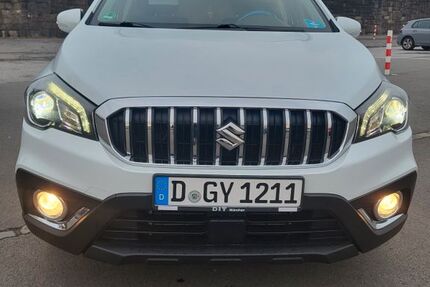 Suzuki (SX4) S-Cross 104.210 km 13.970 € Düsseldorf 40468