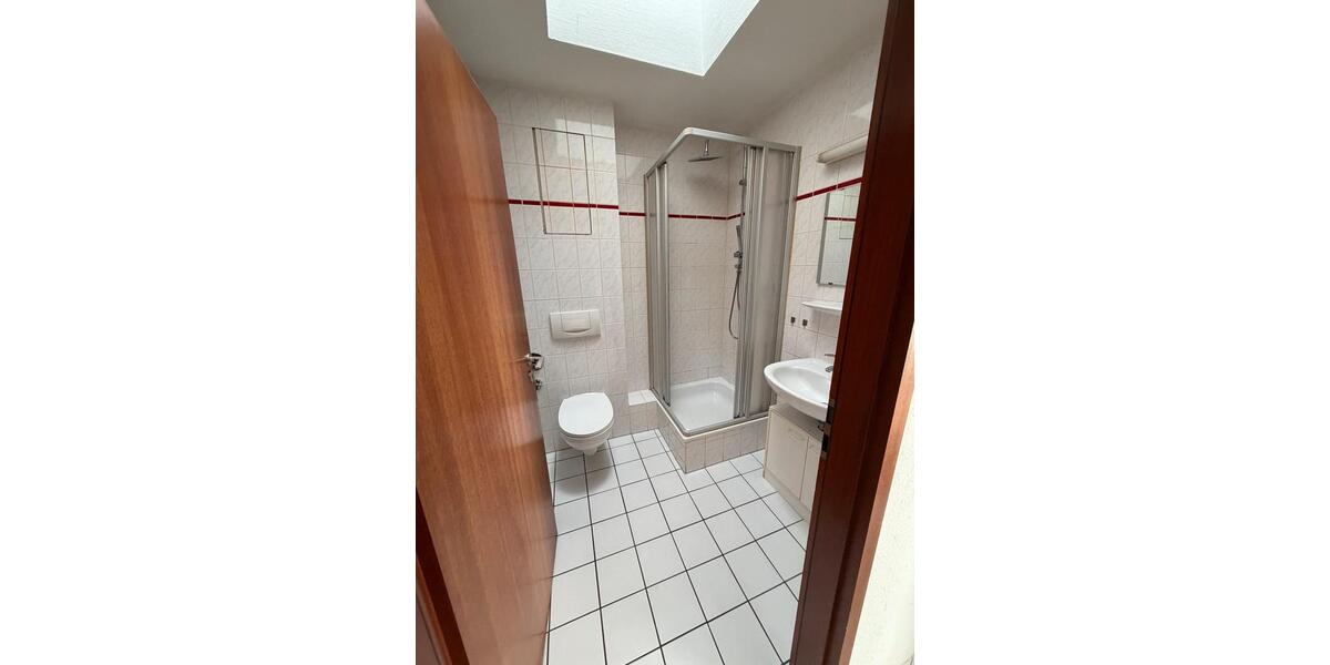 Etagenwohnung Dormagen Hackenbroich - 1 Zimmer, 30 m&sup2;, 450&euro; | Angebot:26671702