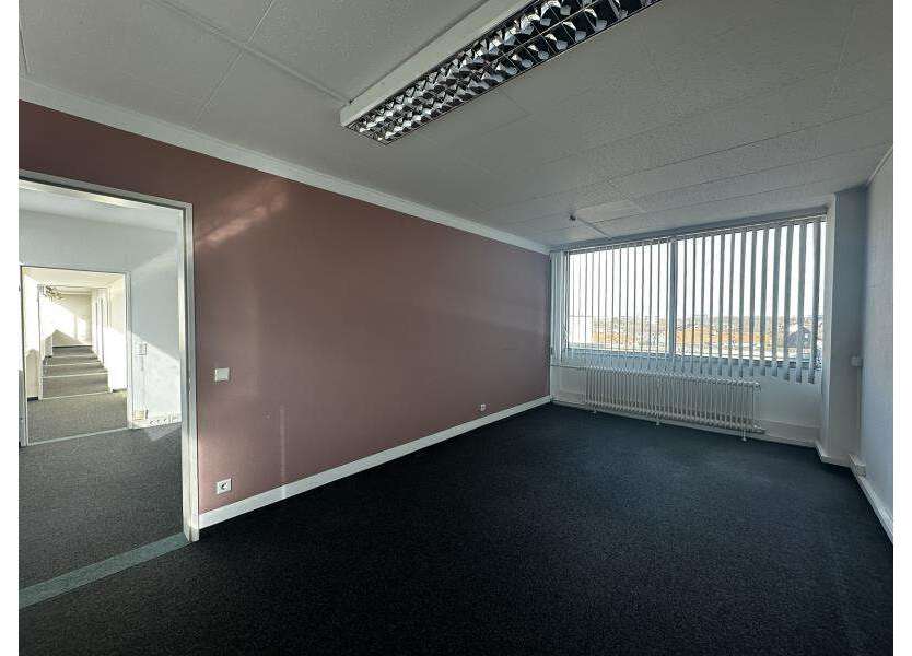 Büro in Düsseldorf 3.500 € 438 m²