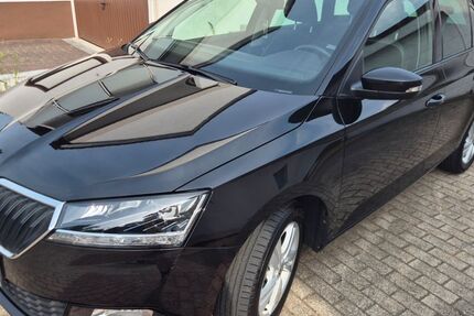 Skoda Fabia 62.488 km 13.900 &euro; WUPPERTAL 42113