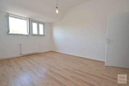 Wohnung zum Mieten in Düsseldorf 690 € 69 m²