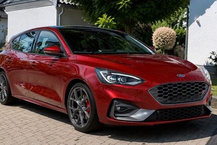 Ford Focus 69.000 km 22.500 &euro; Wipperfürth 51688