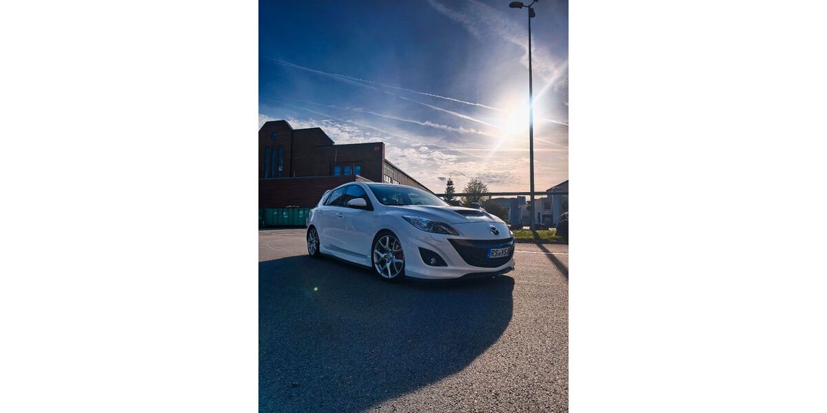 Mazda 3 118.000 km 13.500 &euro; Remscheid 42899