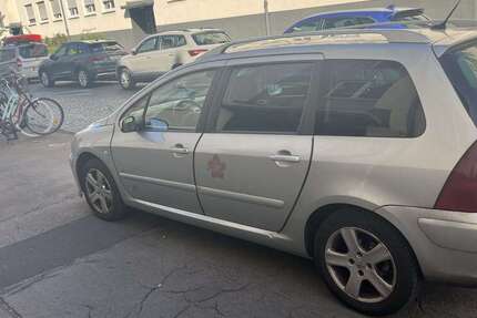 Peugeot 307 136.000 km 1.600 € Köln 51065