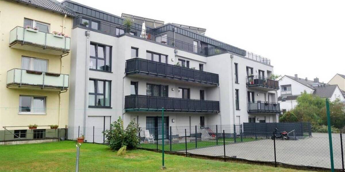 Etagenwohnung Leverkusen Quettingen - 3 Zimmer, 81 m&sup2;, 1.100&euro; | Angebot:26674481