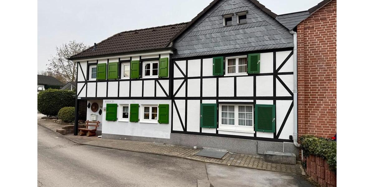 Doppelhaushälfte Solingen Aufderhöhe - 3 Zimmer, 57 m&sup2;, 310.000&euro; | Angebot:24666368