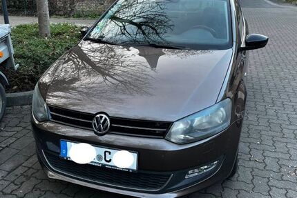 VW Polo 146.000 km 4.900 &euro; Düsseldorf 40219
