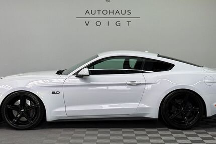 Ford Mustang 35.000 km 43.500 &euro; Radevormwald 42477