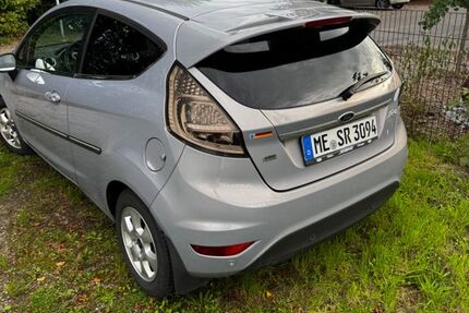 Ford Fiesta 77.000 km 5.000 &euro; Monheim am Rhein 40789