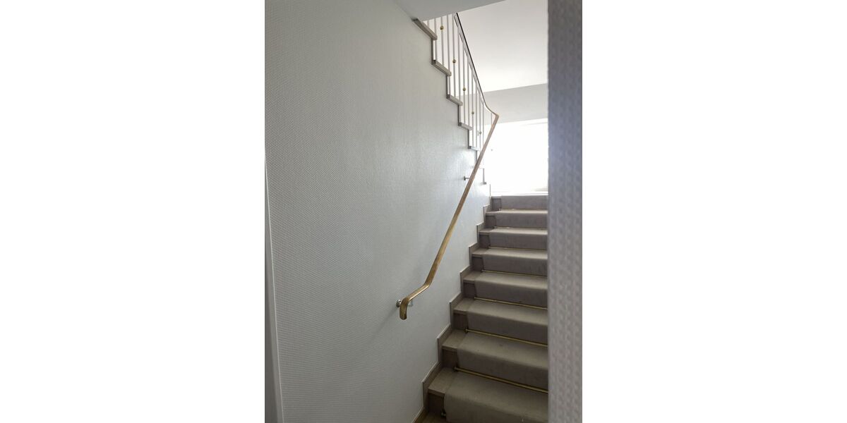 Beste Lage in Oberkassel mit Traumblick auf den Rhein - Maisonettenwohnung Düsseldorf Oberkassel | Angebot:26964483