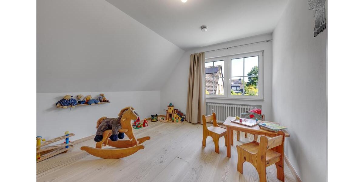 Einfamilienhaus Hilden Kalstert - 9 Zimmer, 258 m&sup2;, 1.650.000&euro; | Angebot:27285299