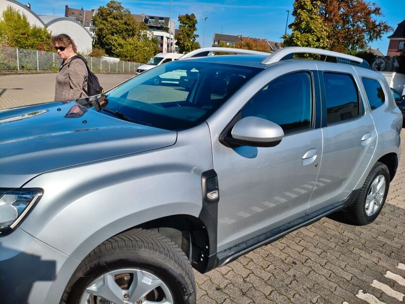 Dacia Duster 103.000 km 9.800 € Düsseldorf 40625