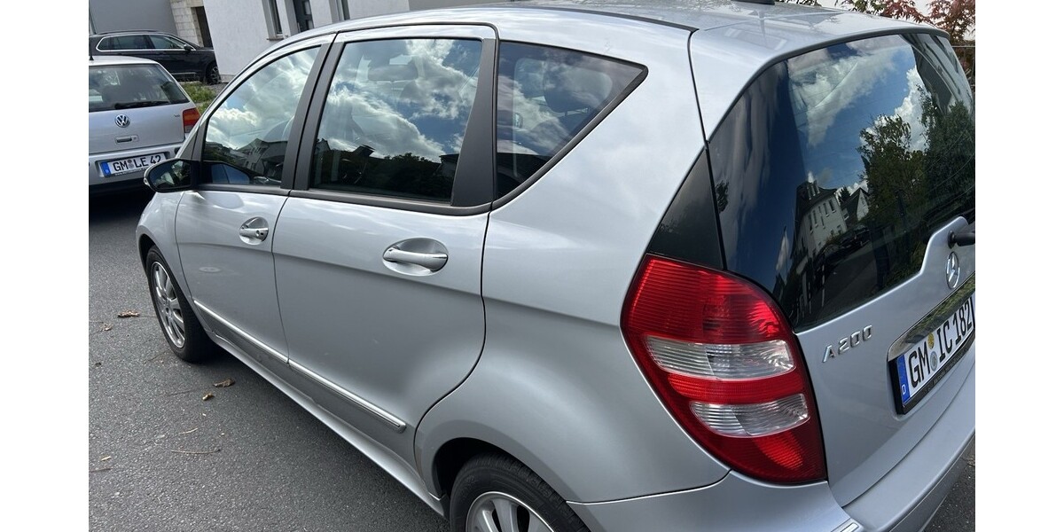 Mercedes-Benz A-Klasse 160.000 km 2.799 &euro; Radevormwald 42477