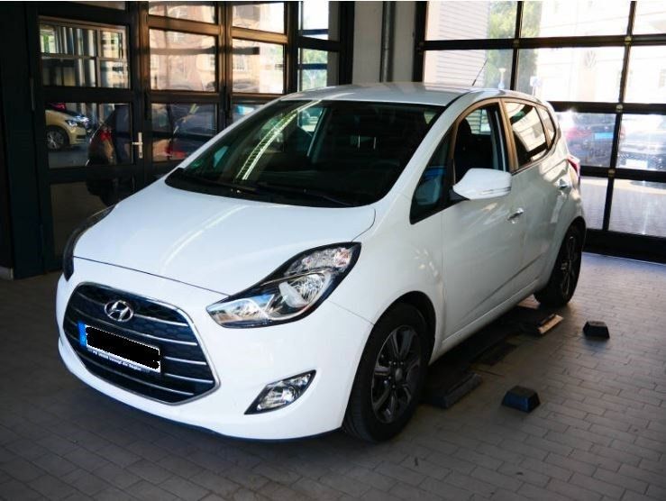 Hyundai ix20 52.066 km 8.950 € Köln 51103
