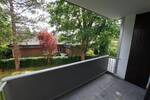 Renovierte 3-Zimmer-Wohnung mit Balkon und Garage