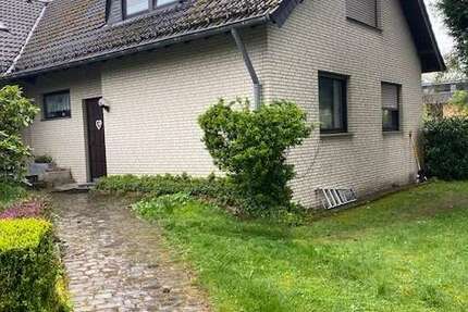Haus zum Mieten in Roetgen 1.400 € 140 m²