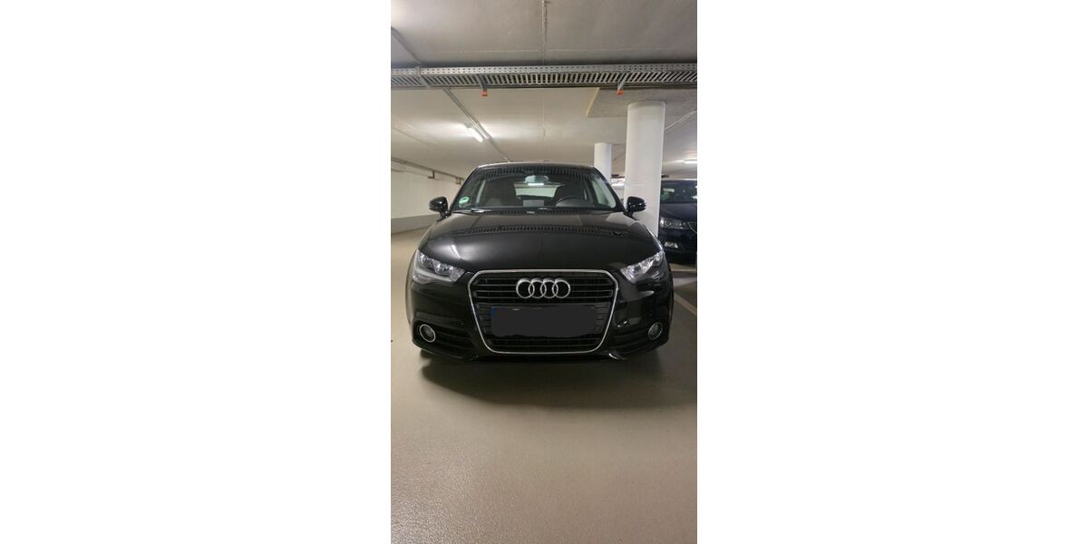 Audi A1 98.000 km 7.700 &euro; Düsseldorf 40470