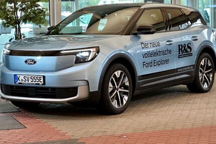 Ford Explorer 8.000 km 41.490 € Köln 50769