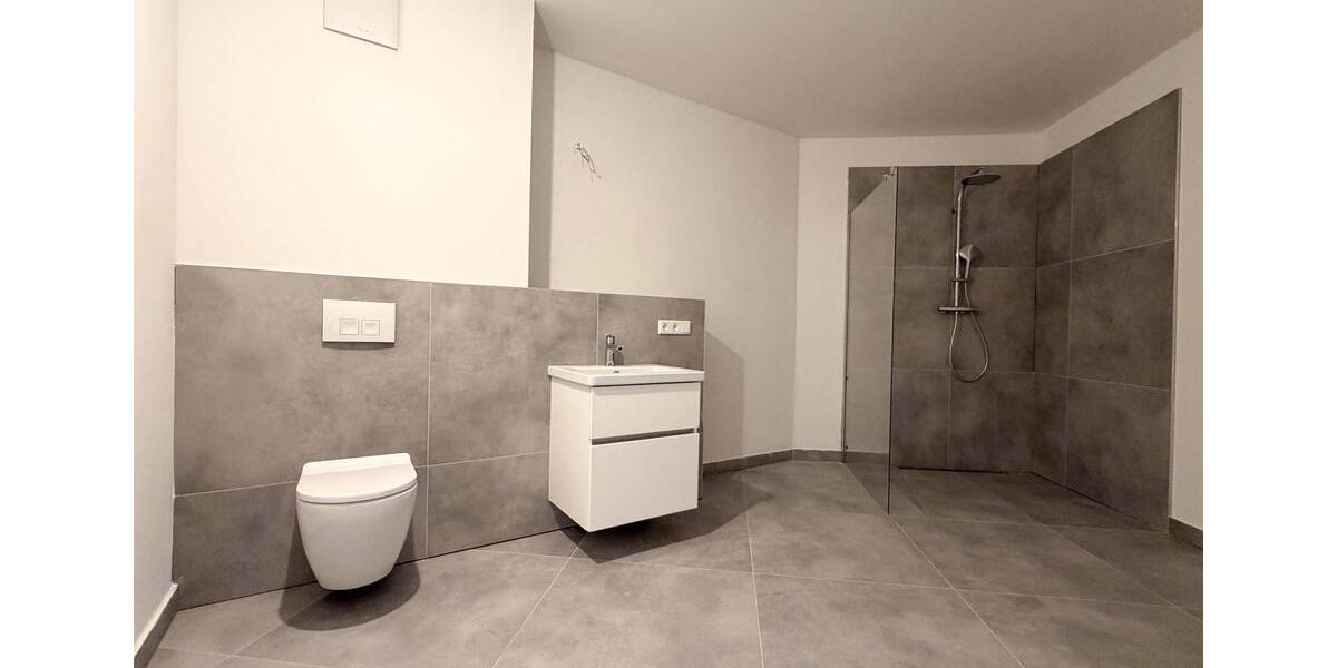 Etagenwohnung Düsseldorf Pempelfort - 5 Zimmer, 149 m&sup2;, 2.995&euro; | Angebot:25751924