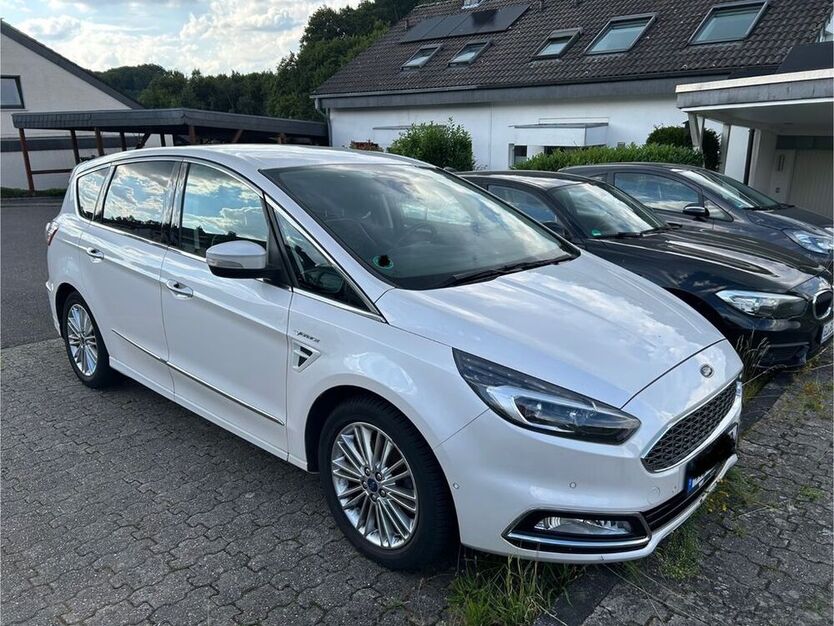 S-Max