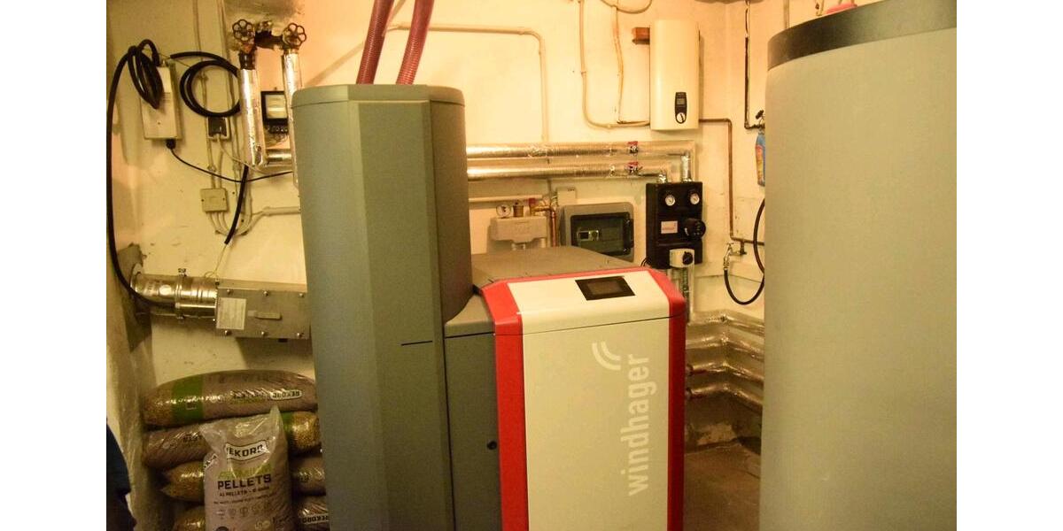 Mehrfamilienhaus, Wohnhaus Radevormwald - 9 Zimmer, 317 m&sup2;, 349.000&euro; | Angebot:24740260