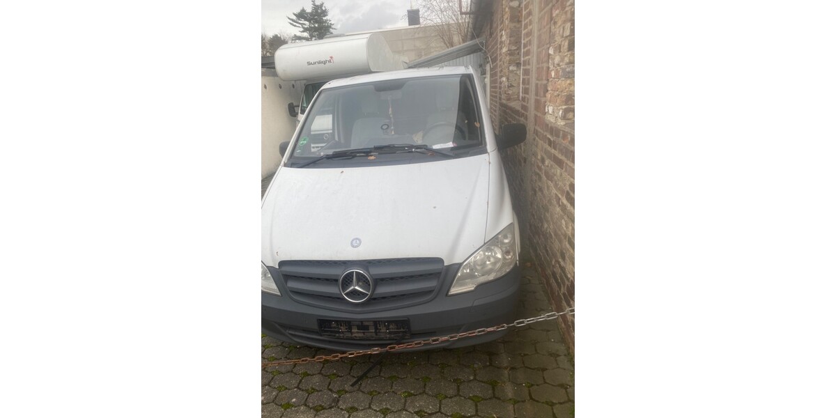 Mercedes-Benz Vito Kasten 259.000 km 5.400 € Köln 50667