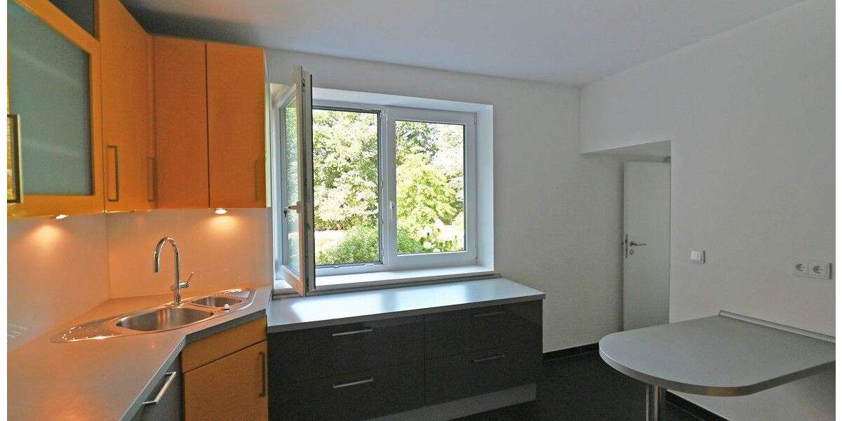 Einfamilienhaus Ratingen Hösel - 8 Zimmer, 208 m&sup2;, 1.195.000&euro; | Angebot:23880353