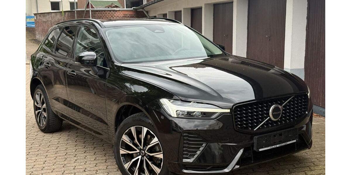 Volvo XC60 93.000 km 30.840 &euro; Düsseldorf 40468
