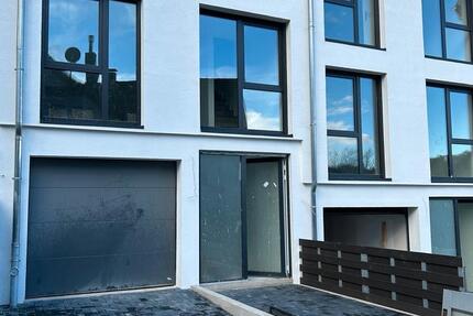 Haus Ennepetal - 4 Zimmer, 190 m&sup2;, 1.720&euro; | Angebot:15612248