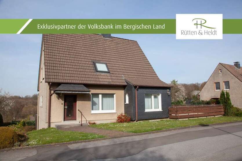 Haus zum Kaufen in Wermelskirchen 385.000 € 125.7 m²