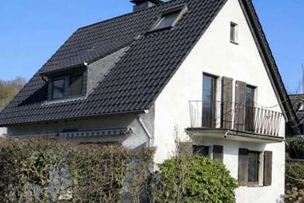 Haus Odenthal - 5 Zimmer, 142 m&sup2;, 420.000&euro; | Angebot:27031602