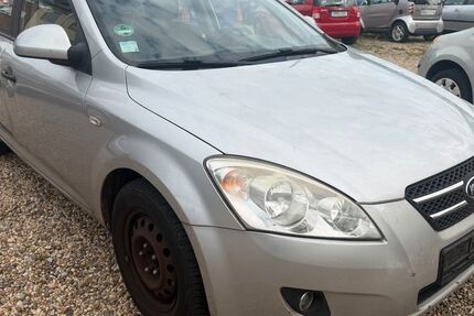 Kia ceed / Ceed 185.700 km 1.750 &euro; Leverkusen 51371