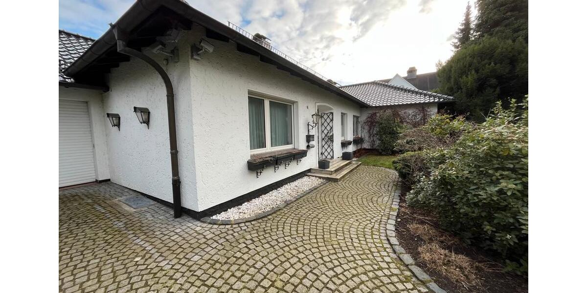 Einfamilienhaus Solingen Aufderhöhe - 5 Zimmer, 220 m&sup2;, 565.000&euro; | Angebot:27287066