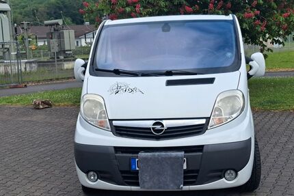 Opel Vivaro 198.000 km 11.499 &euro; Kürten 51515