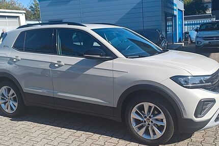 VW T-Cross 1.700 km 22.980 € Essen 45307