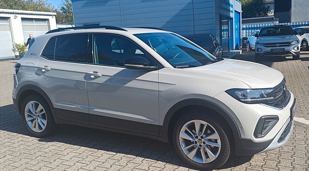 VW T-Cross 1.700 km 22.980 € Essen 45307