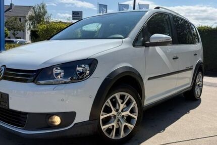 VW Touran 125.000 km 13.900 &euro; Köln 50939