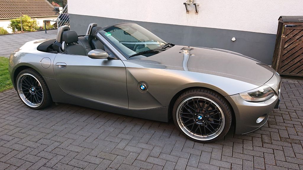 BMW Z4 99.312 km 14.200 &euro; Remscheid 42859