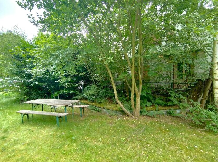 Wunderschönes, großes Grundstück mit freistehendem Einfamilienhaus und Garage (Revitalisierungsbedarf) in Köln-Fühlingen Traumlage mit hohem Erholungswert! zimmer