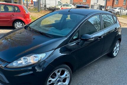 Ford Fiesta 139.580 km 4.490 € köln 50739