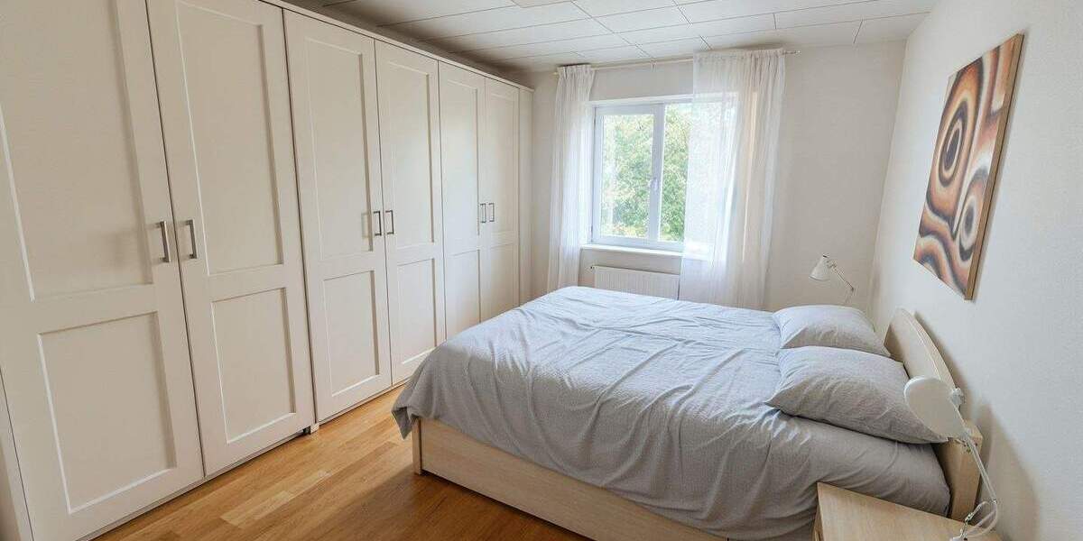 Doppelhaushälfte Wipperfürth - 6 Zimmer, 270 m&sup2;, 325.000&euro; | Angebot:24066056