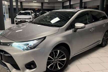 Toyota Avensis 122.542 km 16.390 &euro; Köln 51149