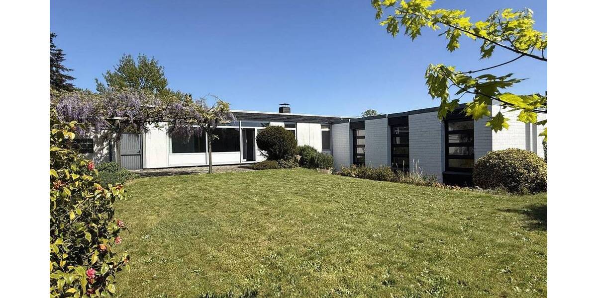 Einfamilienhaus Neuss Uedesheim - 9 Zimmer, 253 m&sup2;, 849.000&euro; | Angebot:26596573
