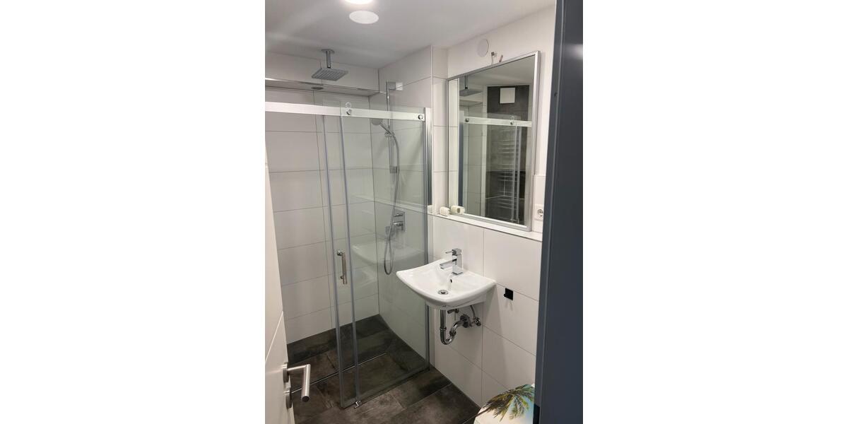 Etagenwohnung Leverkusen Alkenrath - 3 Zimmer, 84 m&sup2;, 1.260&euro; | Angebot:24832817