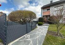VOLL MÖBLIERTES ZUHAUSE MIT GARTEN