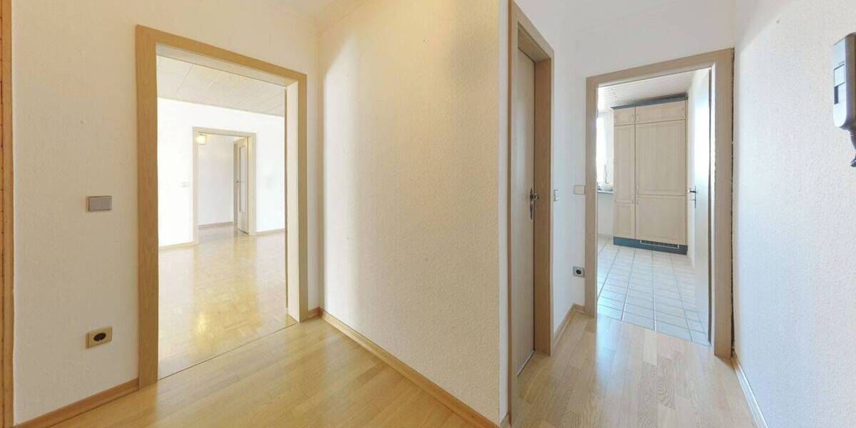 Etagenwohnung Ratingen West - 3 Zimmer, 88 m&sup2;, 229.000&euro; | Angebot:25929212