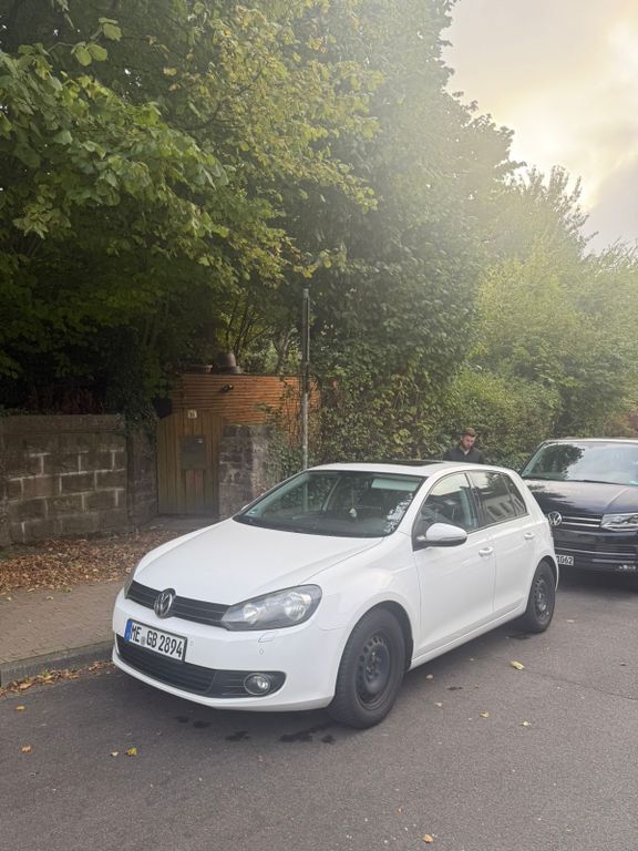 VW Golf 204.000 km 6.700 € Hilden 40724