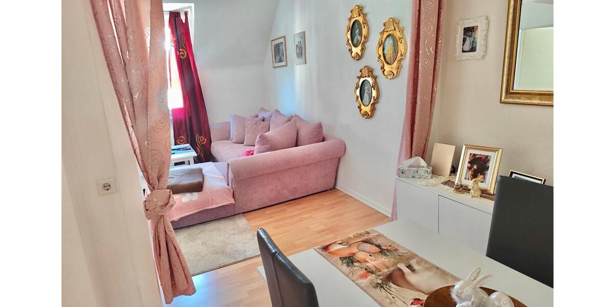 Dachgeschoßwohnung Solingen Wald - 2 Zimmer, 55 m&sup2;, 720&euro; | Angebot:26663996