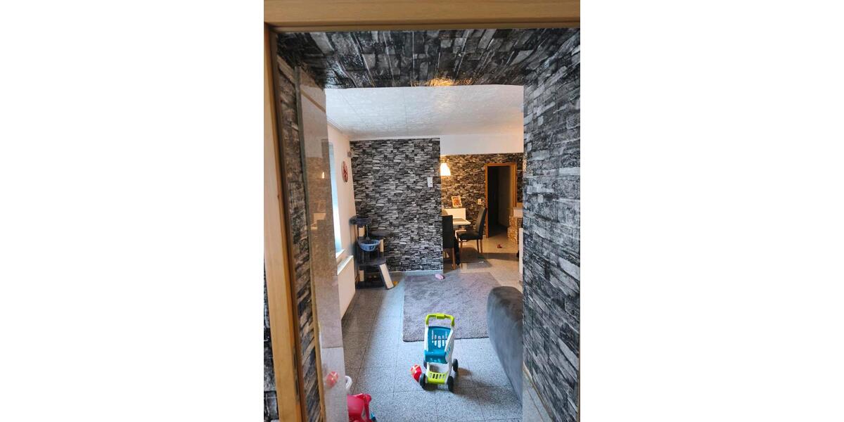 Mehrfamilienhaus, Wohnhaus Velbert - 10 Zimmer, 190 m&sup2;, 1.600&euro; | Angebot:26464422
