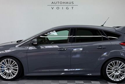 Ford Focus 25.756 km 34.000 € Radevormwald 42477